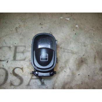 MANDO ELEVALUNAS TRASERO DERECHO 