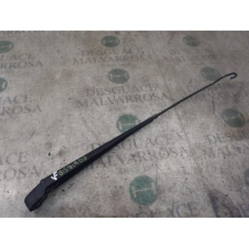 BRAZO LIMPIA DELANTERO DERECHO 