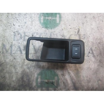 MANDO ELEVALUNAS TRASERO DERECHO 1471913 