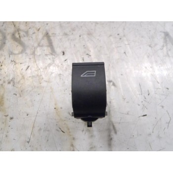 MANDO ELEVALUNAS DELANTERO DERECHO 1746832 