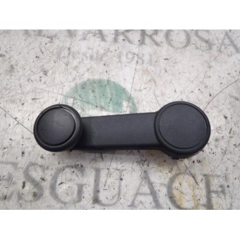 MANETA ELEVALUNAS TRASERA DERECHA 1682662 