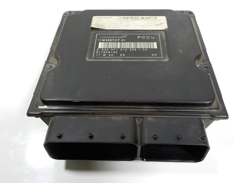 Recambio de centralita motor uce para mclaren 570s spider p13 referencia OEM IAM  11M3067CP01 