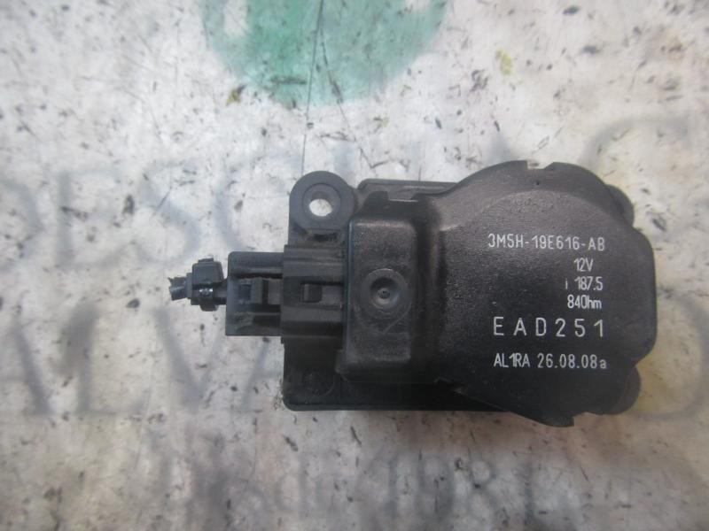 Recambio de motor apertura trampillas climatizador para ford kuga (cbv) trend referencia OEM IAM 1786200  