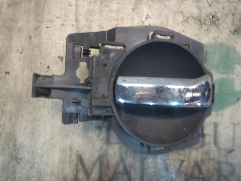 Recambio de maneta interior delantera izquierda para citroën c3 1.4 hdi cool referencia OEM IAM   