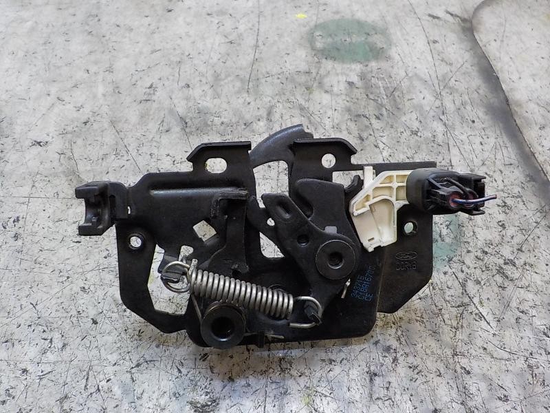 Recambio de cerradura capot para ford fiesta (ccn) trend referencia OEM IAM 1813550  