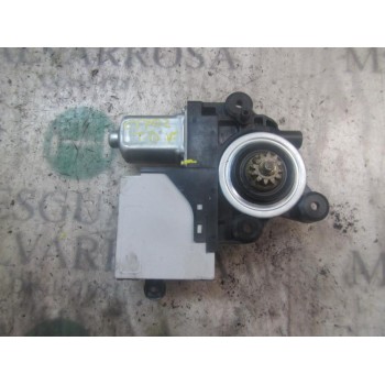 MOTOR ELEVALUNAS TRASERO DERECHO 1767048 7M5T14B534 