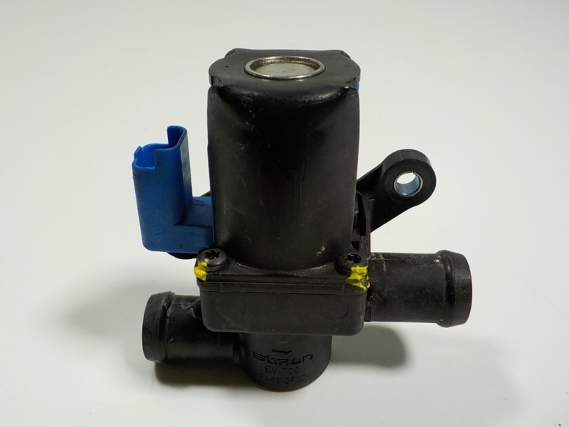 Recambio de bomba limpia para mclaren 570s spider p13 referencia OEM IAM  33560053 