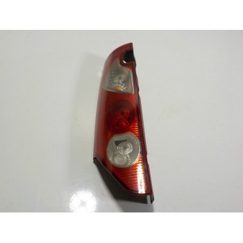 PILOTO TRASERO IZQUIERDO 8200419949 8200419949 