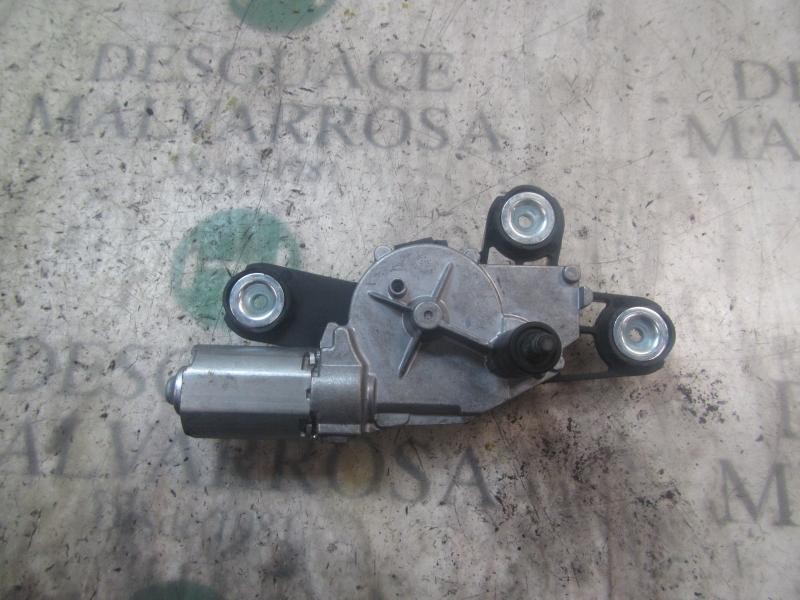 Recambio de motor limpia trasero para ford kuga (cbv) trend referencia OEM IAM 1695472 8V4117K441AB 