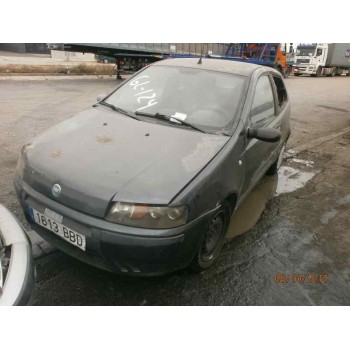 FIAT PUNTO BERLINA (188)