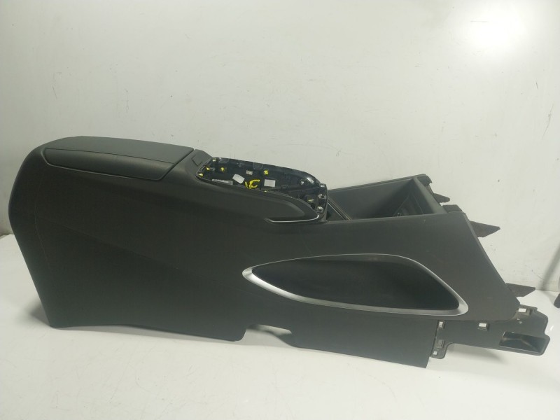 Recambio de apoyabrazos central para hyundai tucson (nx4e, nx4a) 1.6 t-gdi referencia OEM IAM 84660N7100NNB  