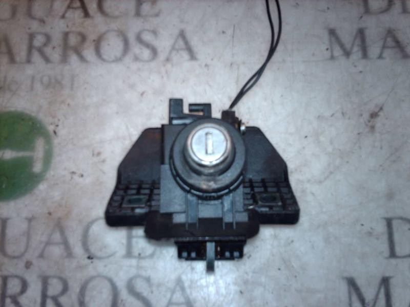 Recambio de maneta porton para lancia dedra berl. 1.8 i.e. le referencia OEM IAM   