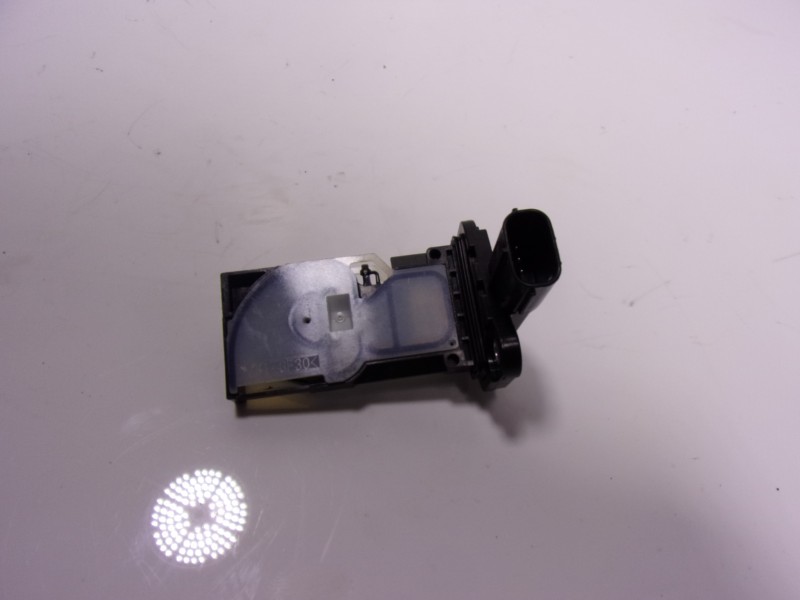 Recambio de caudalimetro para toyota yaris cross 1.5 vvti 16 v 55 kw referencia OEM IAM  22204F2010 