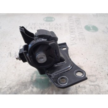 SOPORTE MOTOR IZQUIERDO 123720R040 