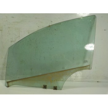 CRISTAL PUERTA DELANTERO IZQUIERDO 803015006R 