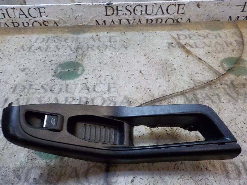 Recambio de mando elevalunas delantero derecho para ford fiesta (ccn) trend referencia OEM IAM 1850432  