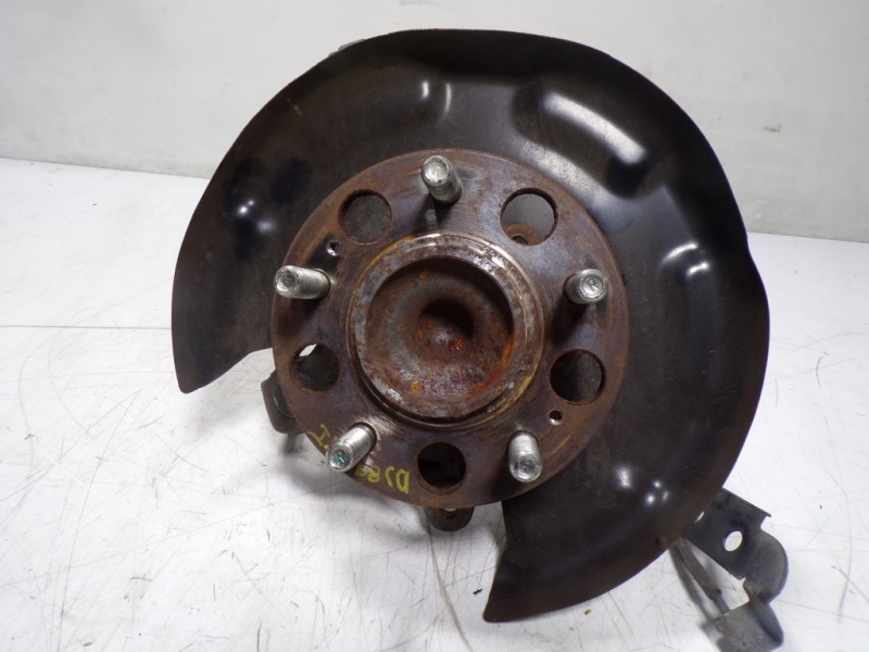 Recambio de mangueta trasera izquierda para kia cee´´d 1.6 gdi cat referencia OEM IAM 52710A6400  