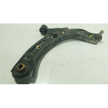 BRAZO SUSPENSION INFERIOR DELANTERO DERECHO 