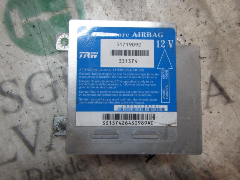 Recambio de centralita airbag para fiat punto berlina (188) 1.4 16v dynamic referencia OEM IAM   