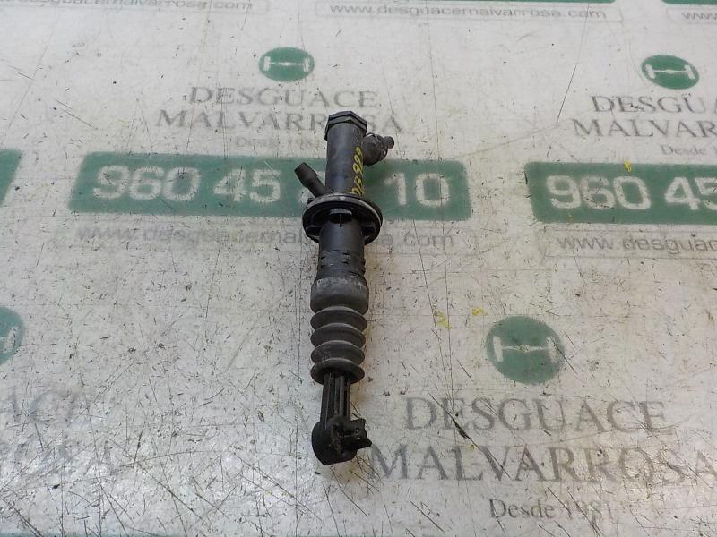 Recambio de bomba embrague para renault megane iii berlina 5 p authentique referencia OEM IAM   