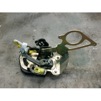 CERRADURA PUERTA TRASERA DERECHA 8142017100 