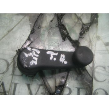 MANETA ELEVALUNAS TRASERA DERECHA 