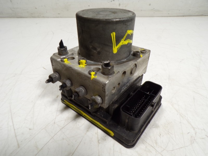 Recambio de abs para fiat 500 l (330) pop star referencia OEM IAM 71771294 51879973 