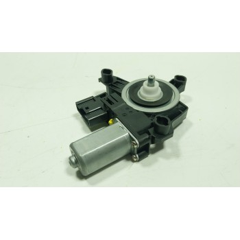MOTOR ELEVALUNAS DELANTERO DERECHO 67625A18F14 67625A18F13 