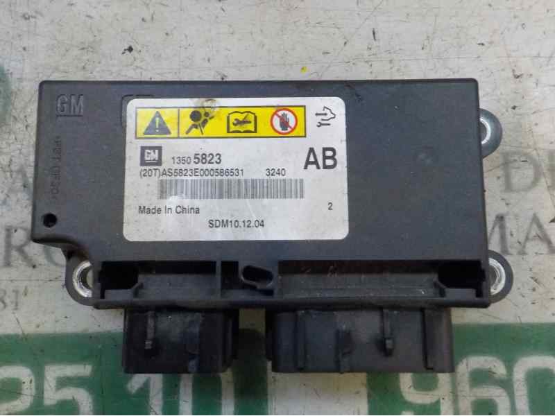 Recambio de centralita airbag para chevrolet cruze 2.0 diesel cat referencia OEM IAM 13505823  