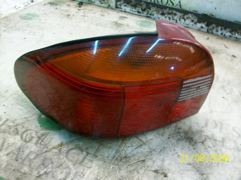 Recambio de piloto trasero izquierdo para ford mondeo berlina/familiar (fd) 1.6 16v cat referencia OEM IAM   