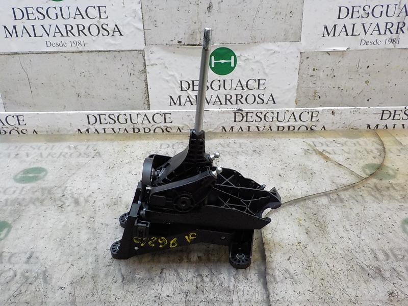 Recambio de palanca cambio para ford fiesta (ccn) trend referencia OEM IAM 2069522  