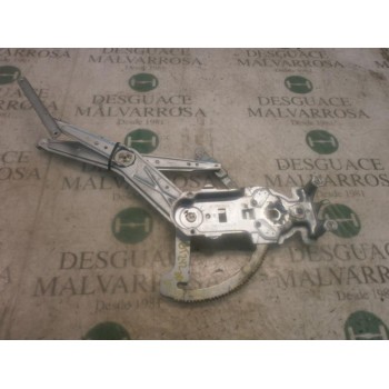 ELEVALUNAS DELANTERO DERECHO 