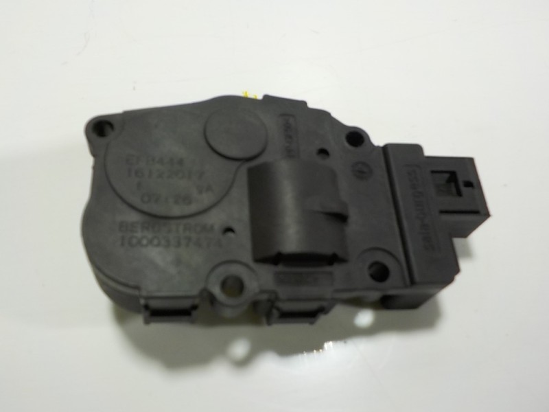 Recambio de motor apertura trampillas climatizador para mclaren 570s spider p13 referencia OEM IAM  410475520 