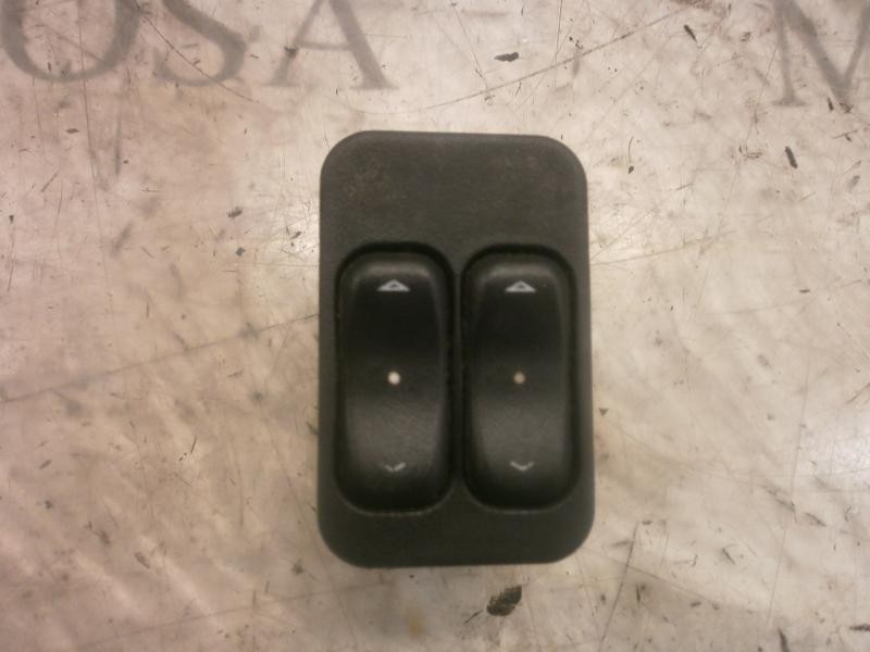 Recambio de mando elevalunas delantero izquierdo para opel meriva enjoy referencia OEM IAM   