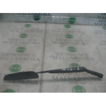 BRAZO LIMPIA DELANTERO DERECHO 