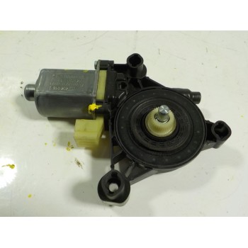 MOTOR ELEVALUNAS DELANTERO DERECHO 5Q0959802B 5Q0959802B 0130822716