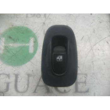 MANDO ELEVALUNAS TRASERO DERECHO 