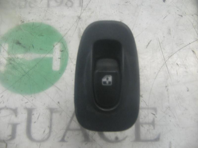 Recambio de mando elevalunas trasero derecho para hyundai accent (lc) gls referencia OEM IAM   