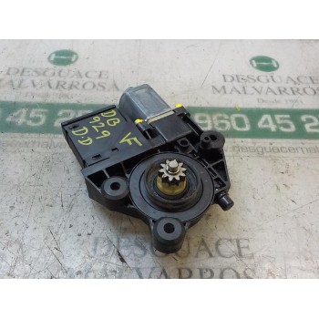 MOTOR ELEVALUNAS DELANTERO DERECHO 