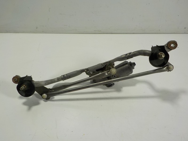 Recambio de motor limpia delantero para toyota verso 1.6 16v cat referencia OEM IAM 851100F030 851100F030 851500F030