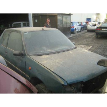 PEUGEOT 205 BERLINA