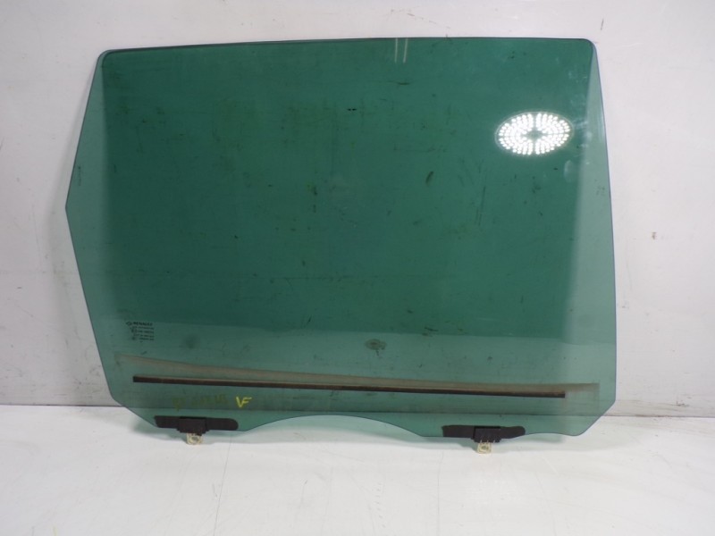 Recambio de cristal puerta trasero derecho para renault scenic iii grand dynamique referencia OEM IAM 823000010R  