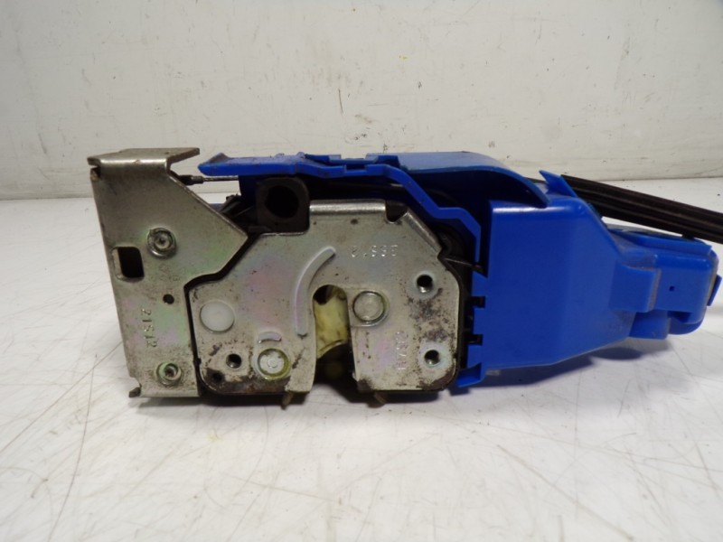 Recambio de cerradura puerta delantera izquierda para fiat 500 l (330) pop star referencia OEM IAM 52018119  