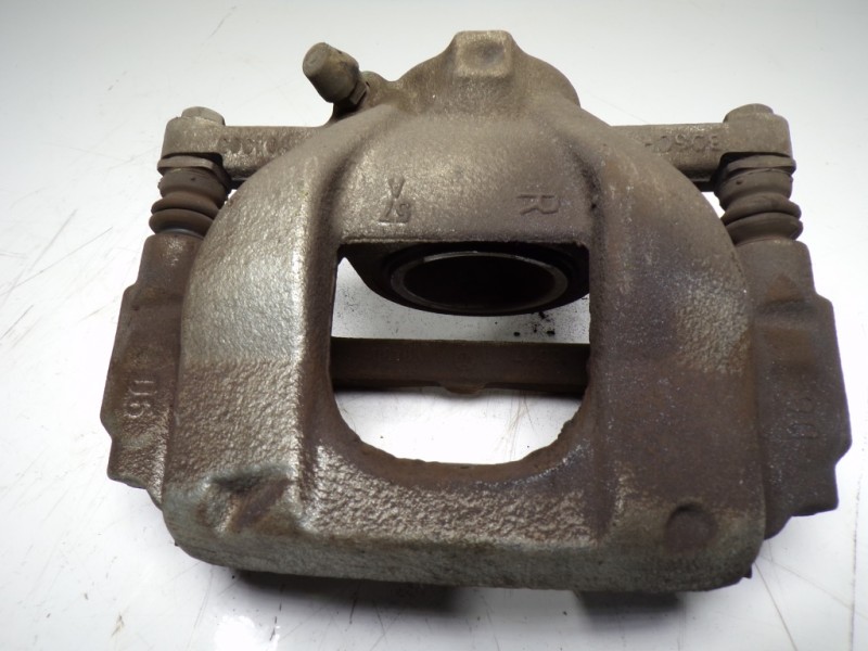 Recambio de pinza freno delantera derecha para toyota verso 1.6 16v cat referencia OEM IAM 4773002361  