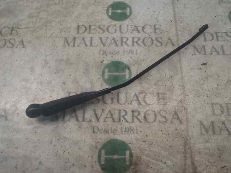 Recambio de brazo limpia delantero derecho para nissan kubistar (x76) premium (l1) referencia OEM IAM   