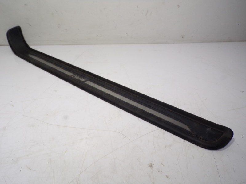 Recambio de estribo para bmw serie 3 coupe (e92) 2.0 turbodiesel cat referencia OEM IAM 51477201966 51477120764 