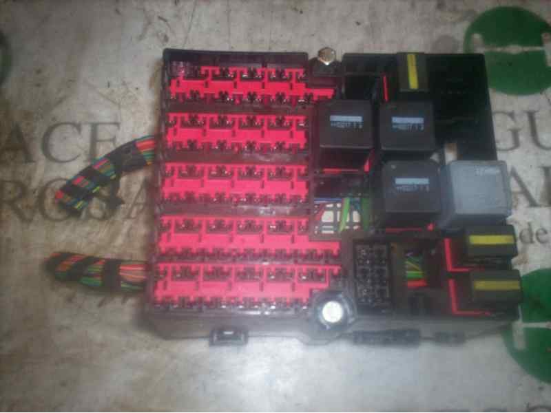 Recambio de caja reles / fusibles para ford fiesta (cbk) ghia referencia OEM IAM   