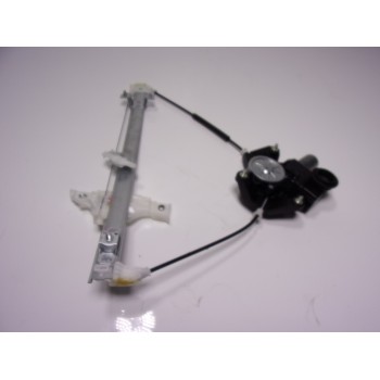 ELEVALUNAS TRASERO IZQUIERDO 698400D440 857200D560 