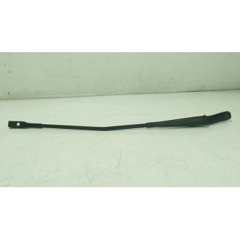 BRAZO LIMPIA DELANTERO DERECHO 4G2955408D 