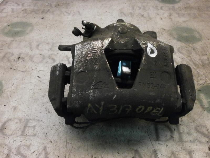 Recambio de pinza freno delantera derecha para opel vectra b berlina 1.6 16v referencia OEM IAM   